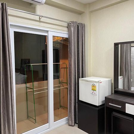 Hug Me Guesthouse Pattaya ภายนอก รูปภาพ